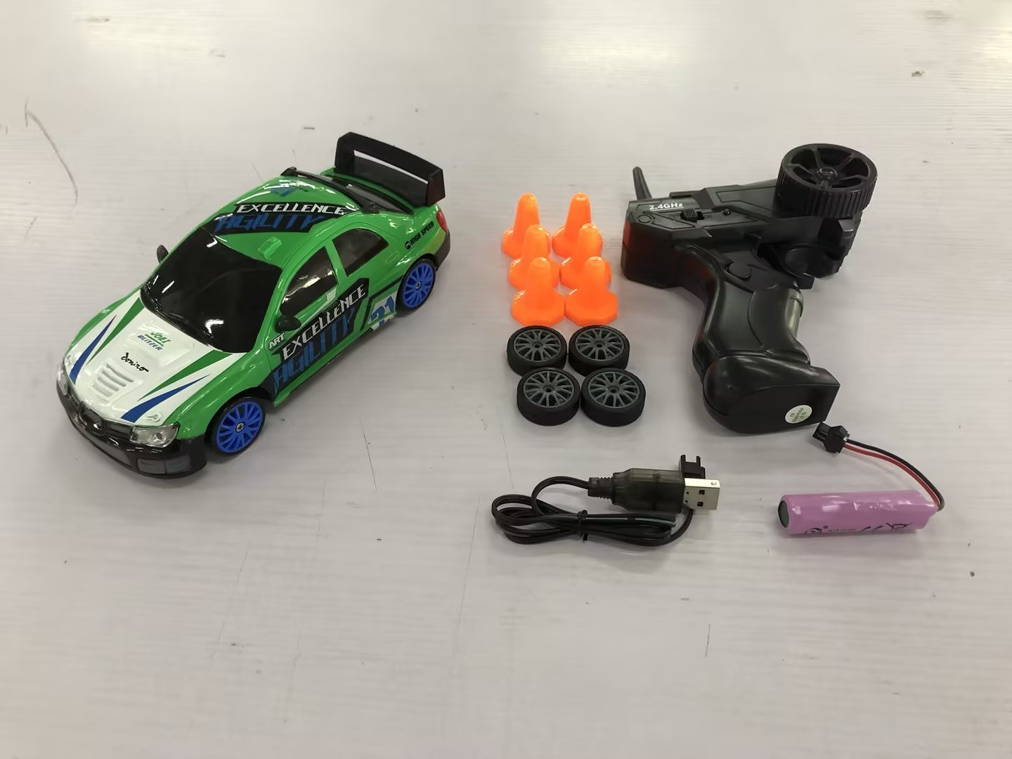 2.4G 4WD RC Drift Car – High-Speed GTR & AE86 Remote Racer Toy for Kids!